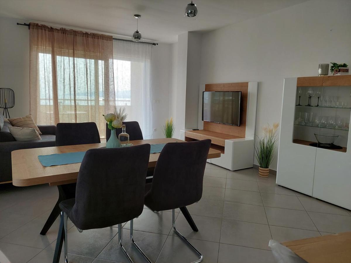 Apartman Leona Villa Nehaj Сень Экстерьер фото